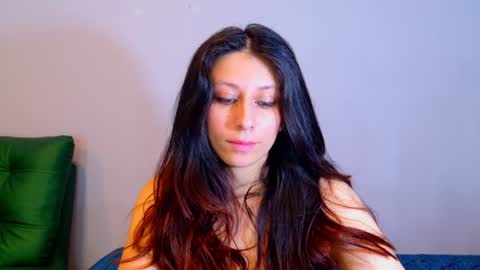 Snapshot of moon_blue222 chatting on January 2025 01:42:02 AM Tamara Bela your favorite lover from Colombia online show from January 2025 01:42:02 AM