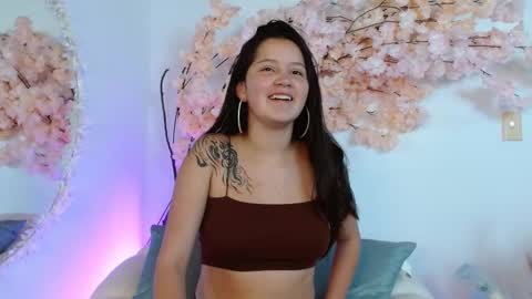 Luna online show from March 2025 12:33:02 PM