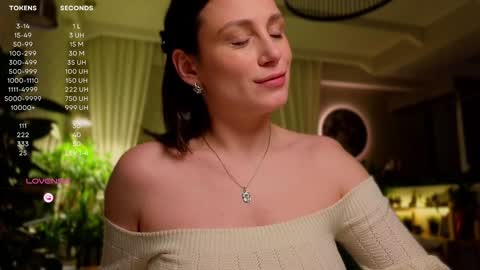 Luna  online show from January 2025 03:57:02 PM