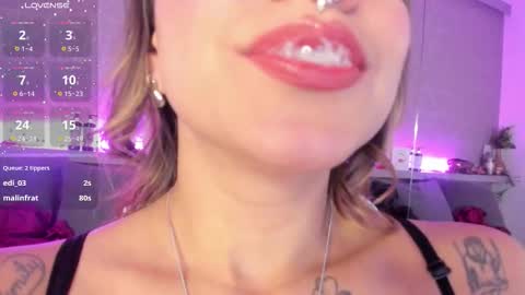 Sarah online show from October 2025 11:47:01 PM