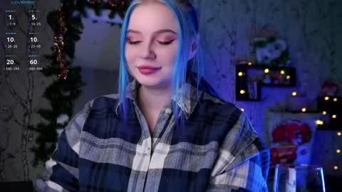 Snapshot of moon_valkyriie chatting on December 2024 10:21:01 AM Emilia online show from December 2024 10:21:01 AM