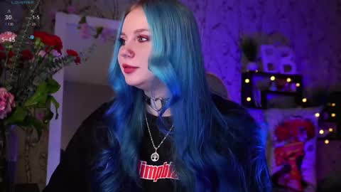 Snapshot of moon_valkyriie chatting on February 2025 08:21:01 AM Emilia online show from February 2025 08:21:01 AM