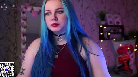 Snapshot of moon_valkyriie chatting on February 2025 03:48:01 AM Emilia online show from February 2025 03:48:01 AM