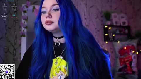 Snapshot of moon_valkyriie chatting on March 2025 08:49:02 AM Emilia online show from March 2025 08:49:02 AM