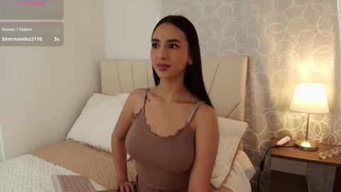 moonbrunettee online show from February 2026 08:40:02 PM