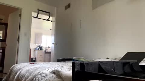 Snapshot of moondoggie00111 chatting on April 2026 09:01:01 PM Moon Doggie online show from April 2026 09:01:01 PM