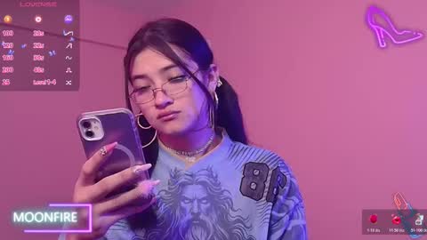 Nicky  online show from November 2025 11:12:02 AM