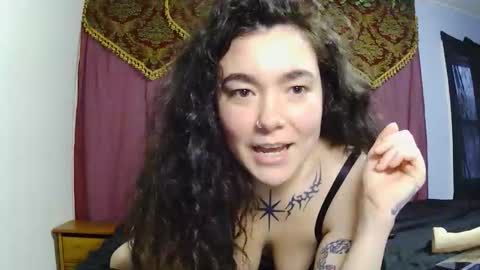 Snapshot of moonkitty6969 chatting on March 2026 10:25:01 PM Moonkitty online show from March 2026 10:25:01 PM