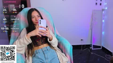 MOON  online show from January 2025 02:15:02 AM