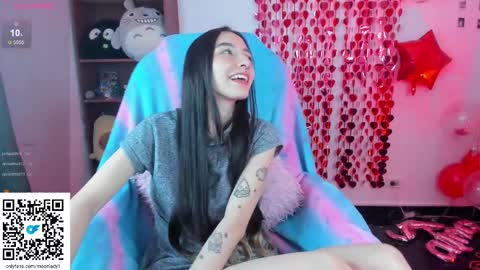 MOON  online show from March 2025 05:33:02 AM