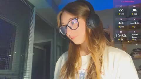 Dana online show from September 2025 07:14:02 PM