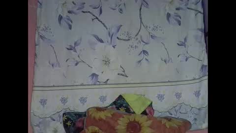 moonlovelyxx online show from January 2025 08:39:01 PM