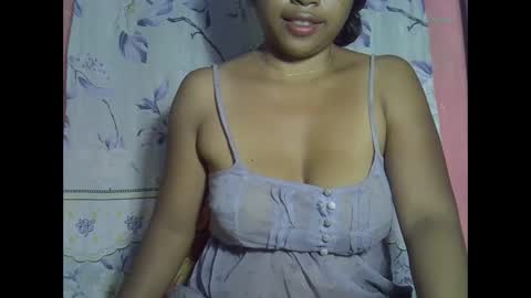 moonlovelyxx online show from January 2025 02:54:01 AM