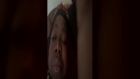 moonpie421 online show from June 2026 11:33:02 PM