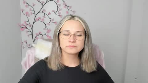 Susanna online show from January 2026 06:24:02 PM