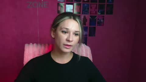 Snapshot of moonsusanna chatting on February 2026 12:26:01 PM Susanna online show from February 2026 12:26:01 PM