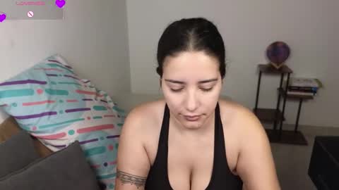 Snapshot of moonwoman_ chatting on March 2026 04:36:02 AM Moon Woman online show from March 2026 04:36:02 AM