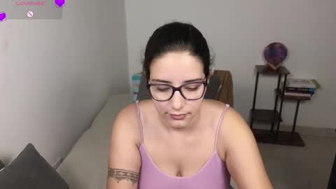 Snapshot of moonwoman_ chatting on March 2026 03:01:01 AM Moon Woman online show from March 2026 03:01:01 AM