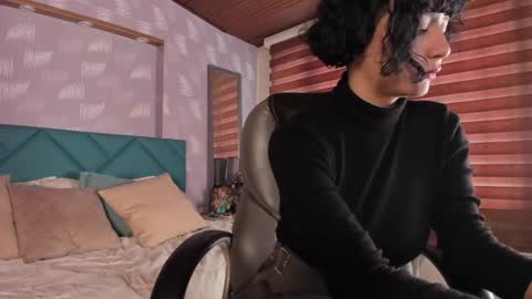 Michelle online show from February 2025 01:08:02 PM