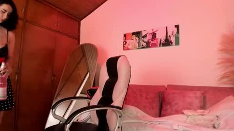 Michelle online show from November 2025 01:22:01 AM