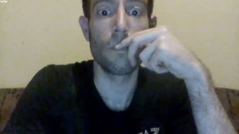 Snapshot of morenikoo26 chatting on June 2026 10:56:02 PM morenikoo26 online show from June 2026 10:56:02 PM