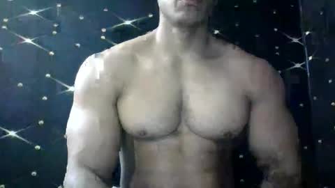 Snapshot of moreno1muscular chatting on March 2025 08:00:01 AM moreno1muscular online show from March 2025 08:00:01 AM