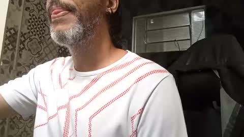 moreno_gatto online show from October 2025 04:47:02 PM