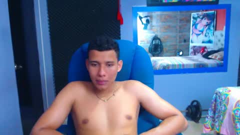 Snapshot of morenofullhot chatting on December 2024 01:22:02 PM MorenoFullHot online show from December 2024 01:22:02 PM