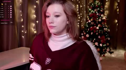 morvelyn online show from December 2025 05:20:01 PM