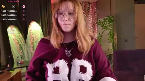 morvelyn online show from February 2026 08:06:01 PM