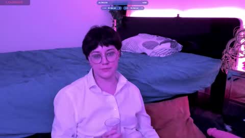 Snapshot of mossprince chatting on September 2025 08:10:01 PM Cernos online show from September 2025 08:10:01 PM