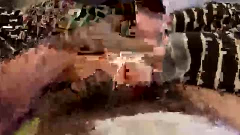 Henry online show from November 2025 08:31:01 PM