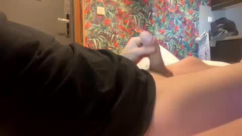 CamO online show from December 2025 08:26:01 PM