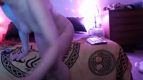 mountainbeauty online show from December 2024 08:22:02 AM