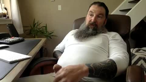 Snapshot of mountainman69696 chatting on May 2026 06:37:01 PM mountainman69696 online show from May 2026 06:37:01 PM