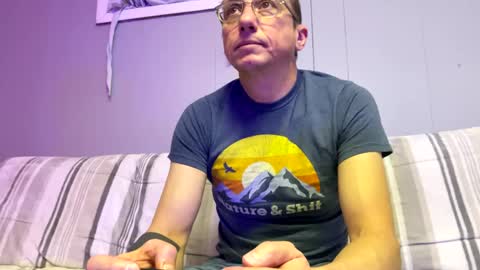 Mouse online show from December 2024 09:35:01 PM