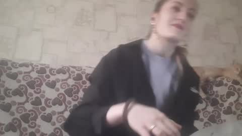 Snapshot of mozellasichler chatting on November 2025 07:51:01 AM Leyla online show from November 2025 07:51:01 AM