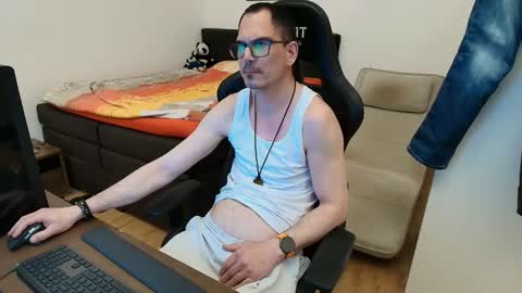 mpmann online show from April 2026 09:12:01 PM