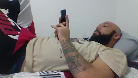 Mr8 online show from January 2025 01:06:01 AM