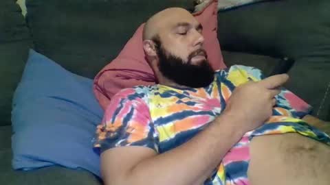 Mr8 online show from November 2025 09:35:01 PM