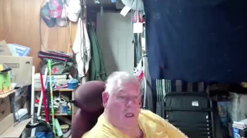 mr_canoe_licker_69 online show from December 2024 08:23:02 PM
