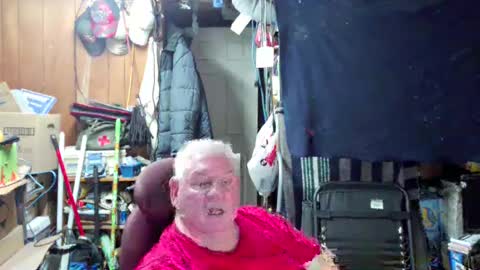 mr_canoe_licker_69 online show from December 2024 05:26:02 PM