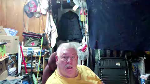 mr_canoe_licker_69 online show from January 2025 12:55:01 PM