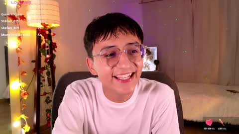 Mr Evans online show from February 2025 01:44:02 PM