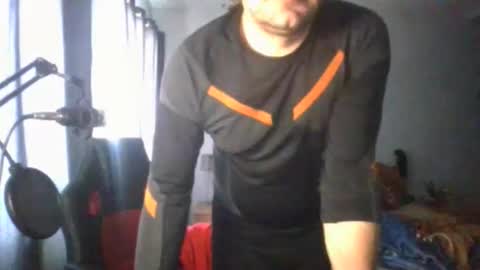 mr_i_ online show from March 2026 07:34:02 AM