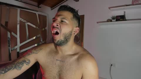 MIKEE online show from January 2025 03:09:02 AM