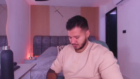 Snapshot of mr_mikee_ chatting on February 2026 03:11:01 AM MIKEE online show from February 2026 03:11:01 AM