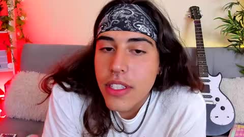 mr_pepper51 online show from March 2025 11:59:02 PM