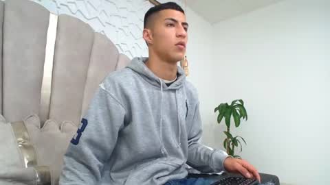 Snapshot of mr_porn_9 chatting on June 2026 01:42:02 PM Mr Porn online show from June 2026 01:42:02 PM