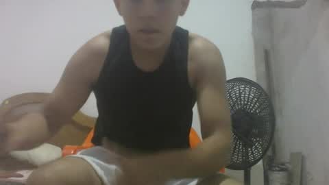 mr_sharkmaster777 online show from December 2024 02:16:02 PM